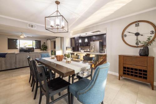 Scottsdale Granite Reef Home
