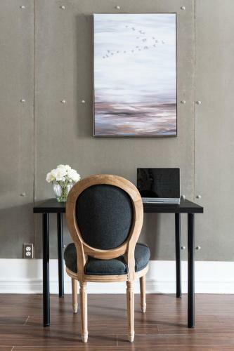 Apartamento Dreamy Heritage Grey Stone, Plateau Mont-royal