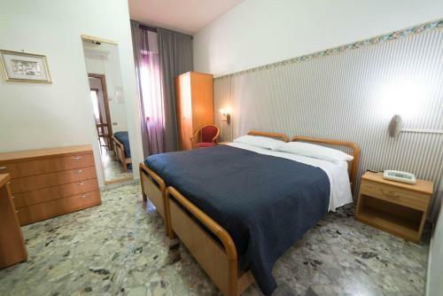 Frank Hotel