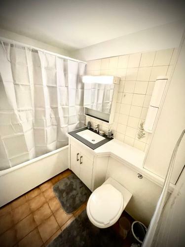 Apartment Center