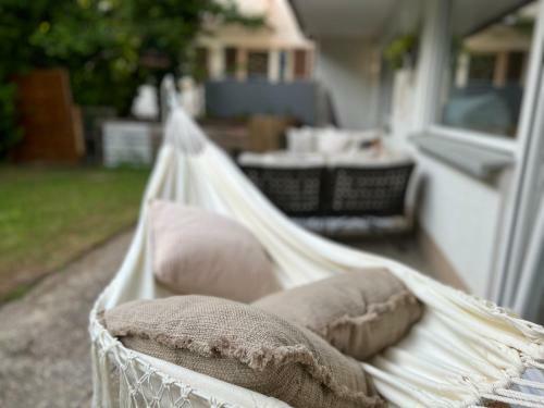 Apartamento Blackncozy - Modern & Stylish Mit Boxspringbett Und Terrasse F�r 4