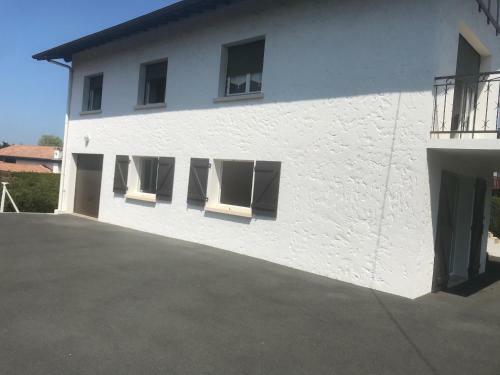Apartamento A Louer Appartement Dans Une Maison