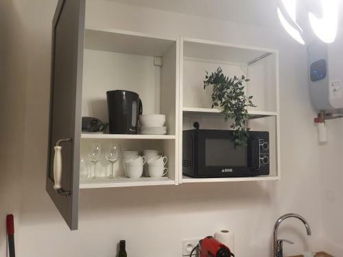 Beautiful Apartment At 200m From The Beach