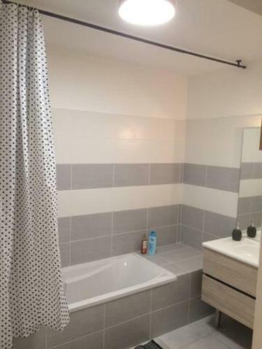 Apartamento Sainte, Terrasse Proche Du Centreville, Calme