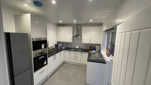 Beautiful 7-bed House In Bexleyheath