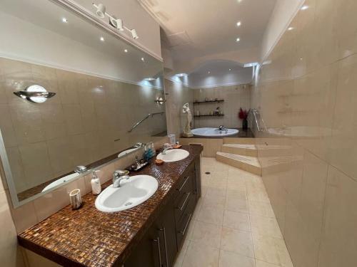 Apartamento Double Spa Almyros Suite