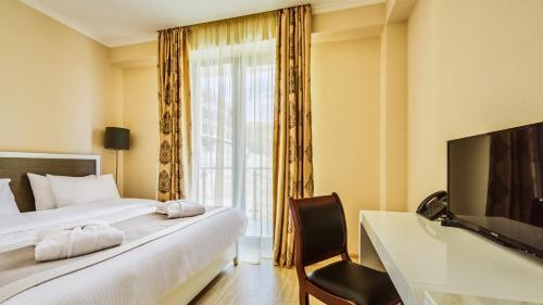 Lisi Hills Hotel
