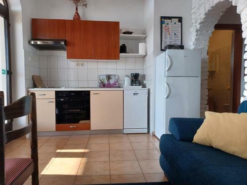 Apartments Marion Klenovica
