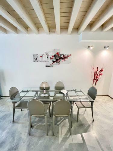 Apartamento Centralissimo Open Space 110 Mq Immerso Nel Verde