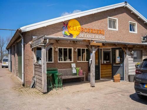 Cosy Tent Lodge In Genderen With Garden