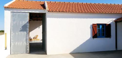 Hostal Bloomoon House