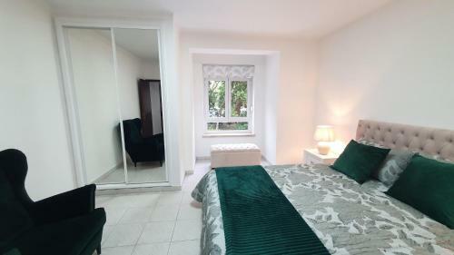 Apartamento Caldas Da Rainha's Green & White