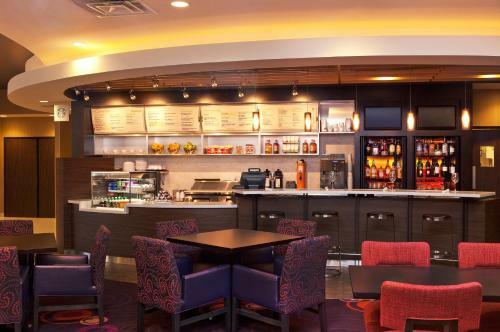 Hotel Courtyard By Marriott Syracuse Downtown At Armory Square