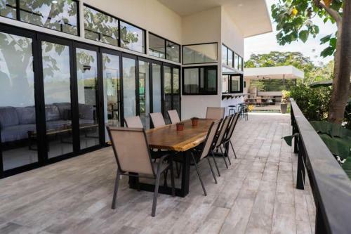 Villa Vista Loma
