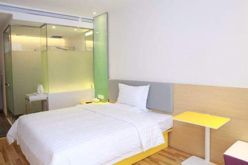 Hotel 7 Days Guiyang North Station