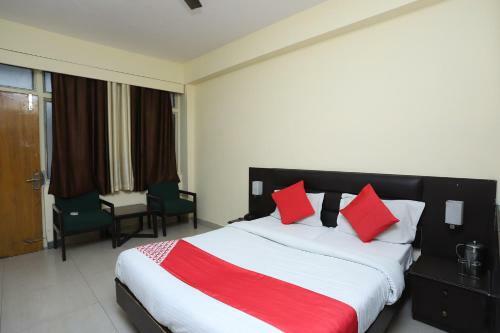Collection O 44364 Hotel Gaurab