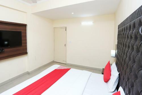 Collection O 44364 Hotel Gaurab