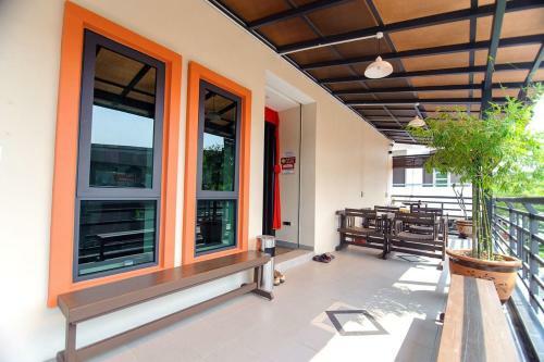 Hostal Hotel Trevor By I Housing