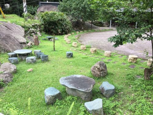 Teng-long Hot Spring Village