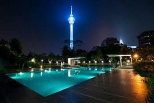 Apartamento Adam's Suites At Suasana