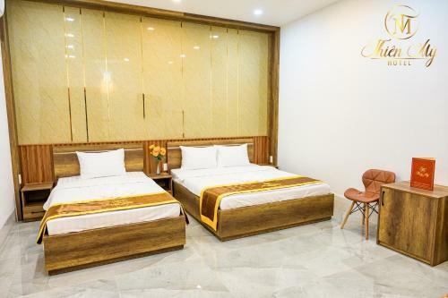 Hotel Kh�ch S?n Thi�n M?