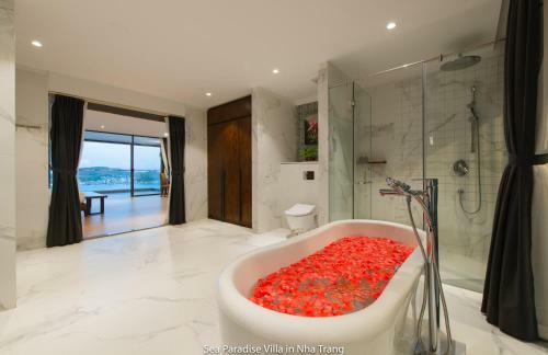 Sea Paradise Villa In Nha Trang