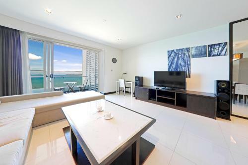 Costa Luxury Nha Trang Apartment