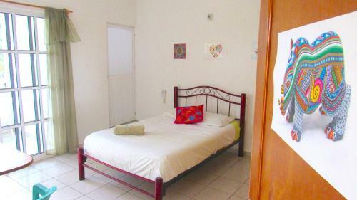Hostal Guacamole Guesthouse
