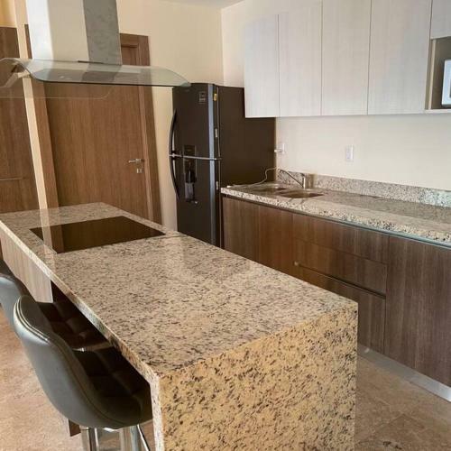 Apartamento Paseo Lomas, Muy C�ntrico Y Equipado A 5 Min Playa