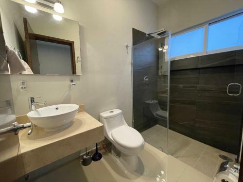 Apartamento Paseo Lomas, Muy C�ntrico Y Equipado A 5 Min Playa