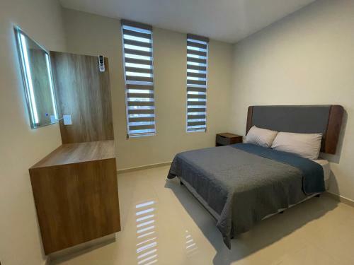 Apartamento Paseo Lomas, Muy C�ntrico Y Equipado A 5 Min Playa