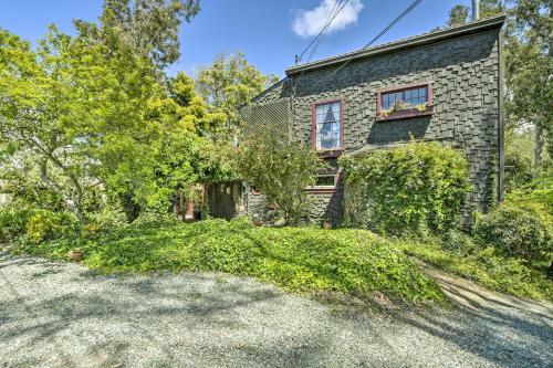 Apartamento Enchanting Studio With Garden About 1 Mi To Beach!