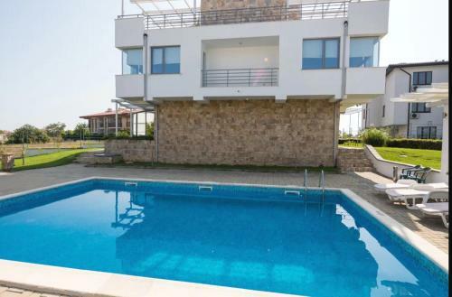 Villa Antic