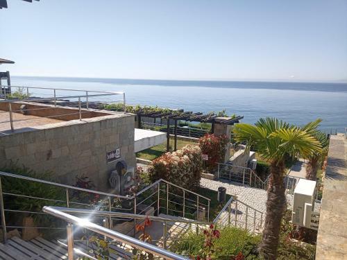 Dolce Vita II Waterfront Breeze Sea View Luxury Apartament