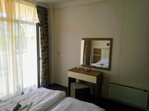 Dolce Vita II Waterfront Breeze Sea View Luxury Apartament