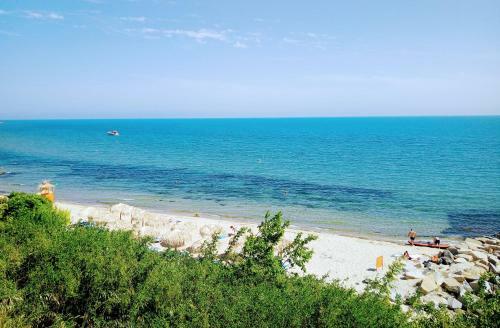 Dolce Vita II Waterfront Breeze Sea View Luxury Apartament