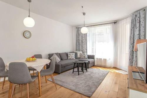 Stylishly Designed Apartment In Central Sofia With Parking