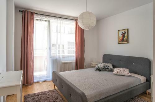 Stylishly Designed Apartment In Central Sofia With Parking