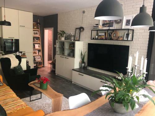 Sea Garden Apartment