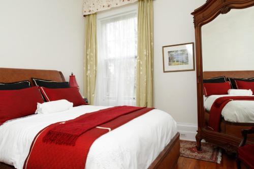 Bed & Breakfast Osler House