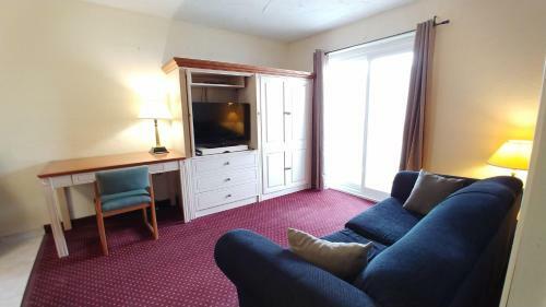 Sand Castle Suites Motel