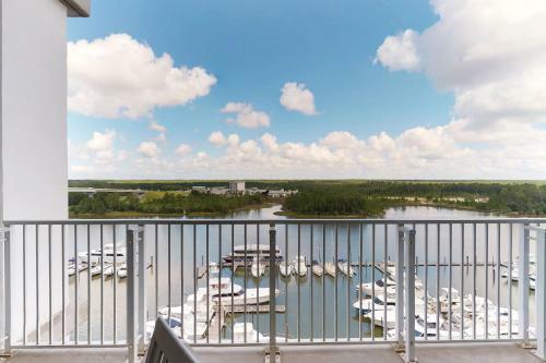 Hotel Cave B Resort