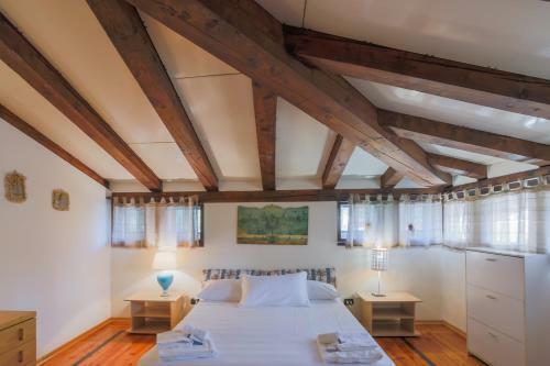 Vicolo Delle Ville Halldis Apartment