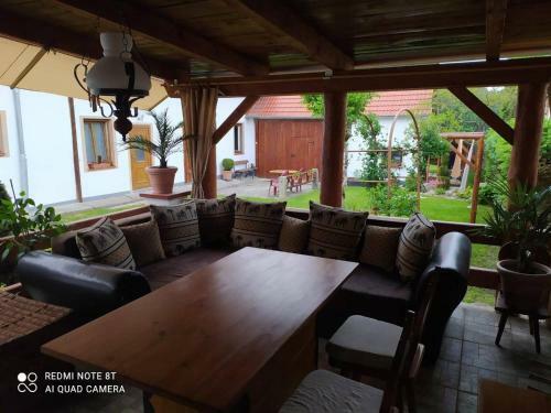 Apartamento Ubytov�n� Nad?je