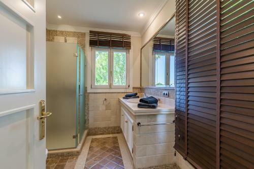 Marbella Villa View 5 Bedrooms