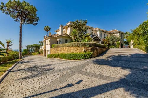 Marbella Villa View 5 Bedrooms