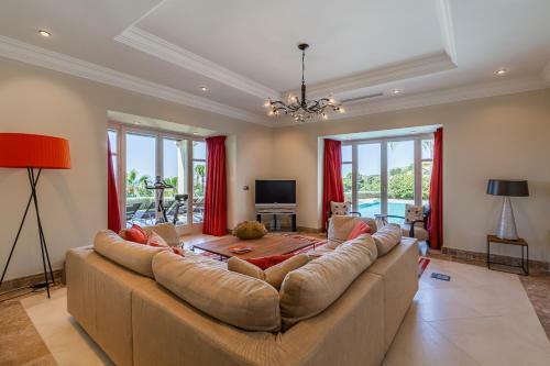 Marbella Villa View 5 Bedrooms