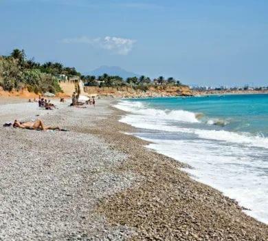 Chalet Primera Linea De Playa Benicarl�
