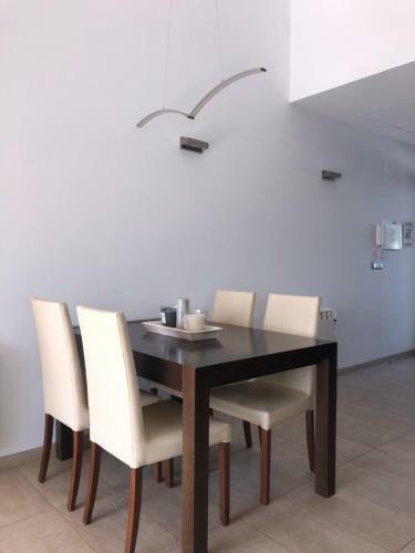 Chalet Primera Linea De Playa Benicarl�
