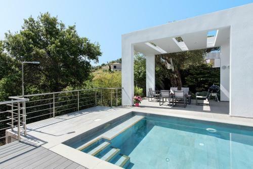 Corfu Villa Fisi